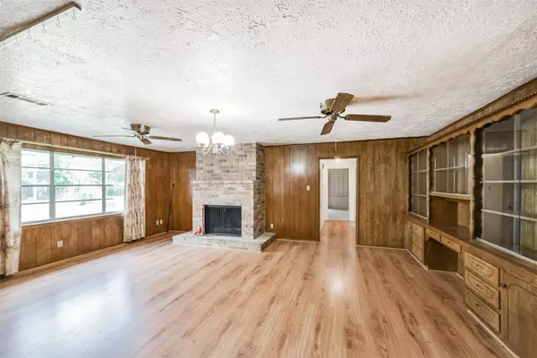 12718 Oakfield DR, Cypress, TX 77429