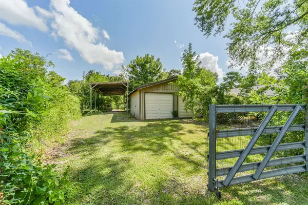 12718 Oakfield DR, Cypress, TX 77429