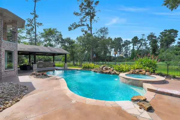 14806 Cantwell Bend LN, Cypress, TX 77429