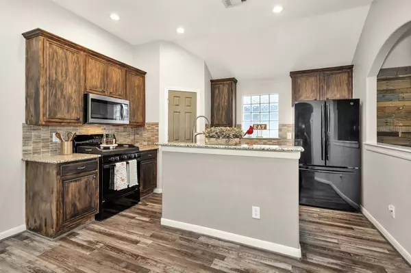 15843 Collinsville DR, Tomball, TX 77377