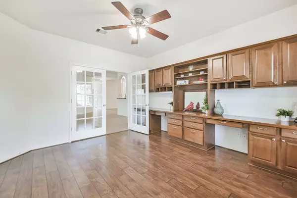 13507 Marblepointe LN, Cypress, TX 77429