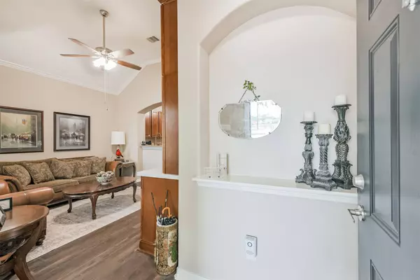 918 Fish Creek DR, Katy, TX 77450