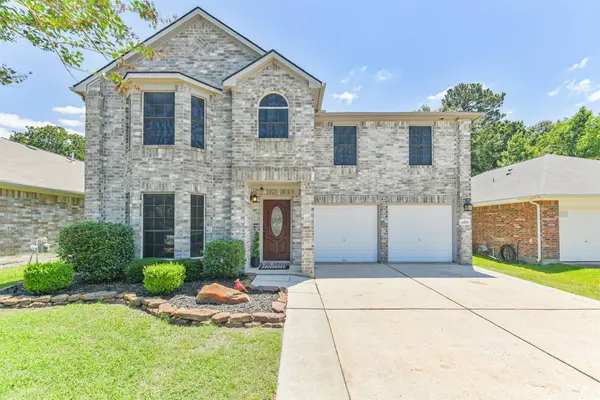 11935 Belle CT, Pinehurst, TX 77362