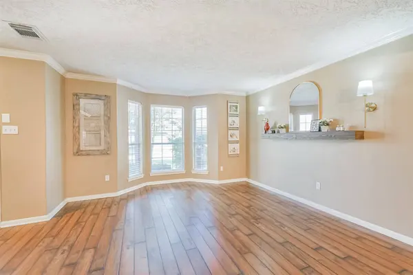 11935 Belle CT, Pinehurst, TX 77362
