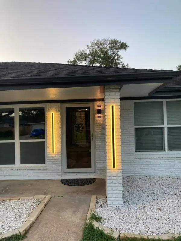 10328 Shadow Oaks DR, Houston, TX 77043