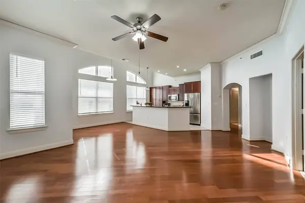 1010 Rosine St ST #49, Houston, TX 77019