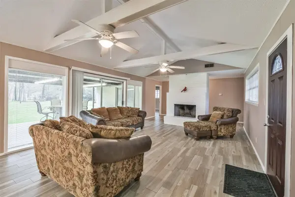 23807 Red Oak DR, Spring, TX 77389