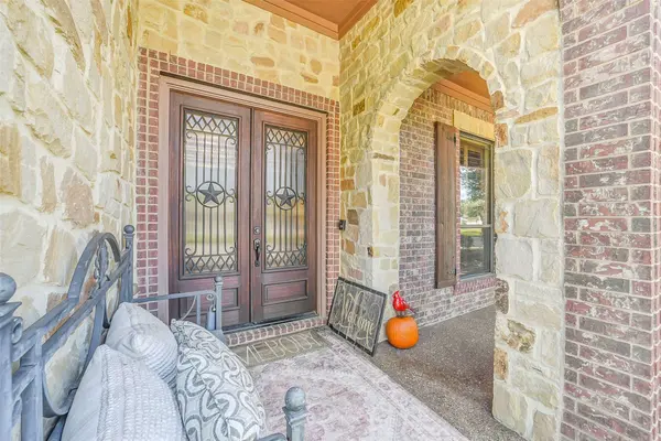 22114 Meadowhurst CIR E, Tomball, TX 77377