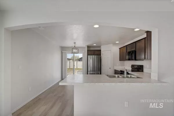 17697 N Harpster Way, Nampa, ID 83687