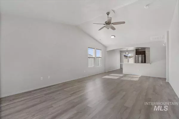 17697 N Harpster Way, Nampa, ID 83687