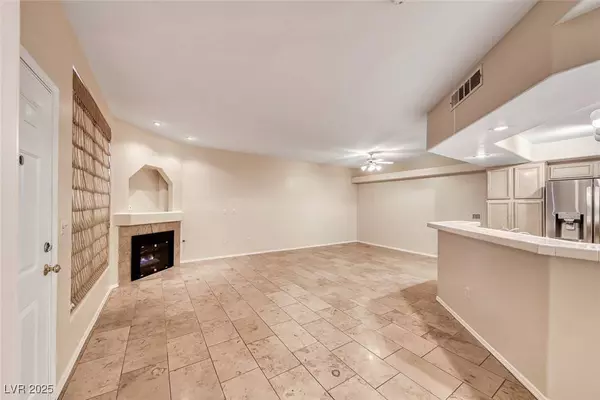 6916 Dorita AVE #102, Las Vegas, NV 89108