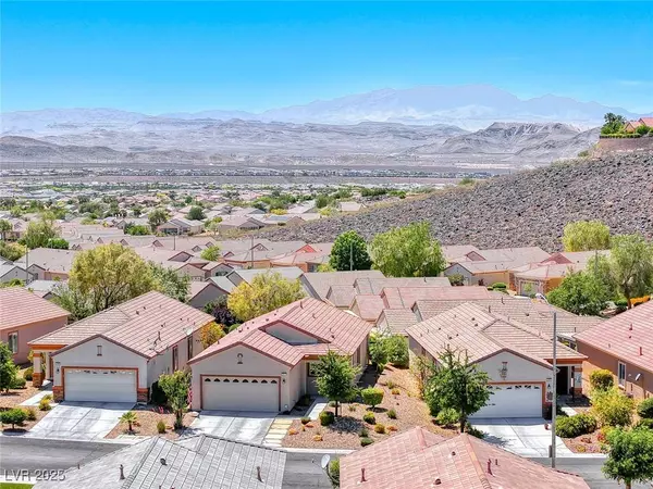 2501 Celestial Light DR, Henderson, NV 89044