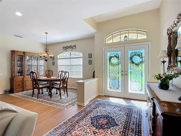 4751 CARRINGTON CIR, Sarasota, FL 34243