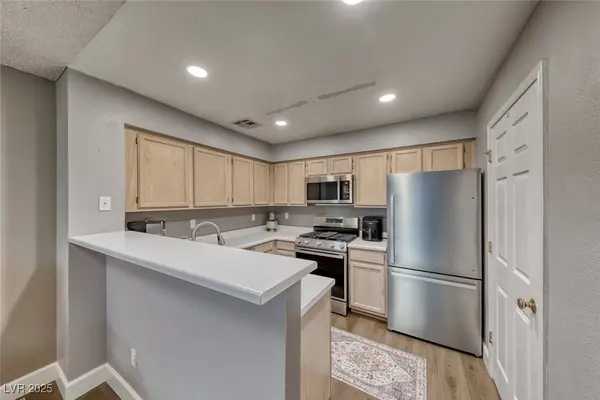 2040 Willowbury DR #A, Las Vegas, NV 89108