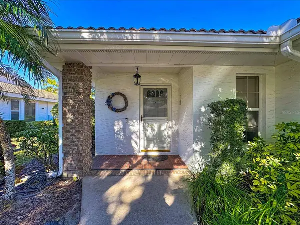 5611 GARDEN LAKES DR, Bradenton, FL 34203