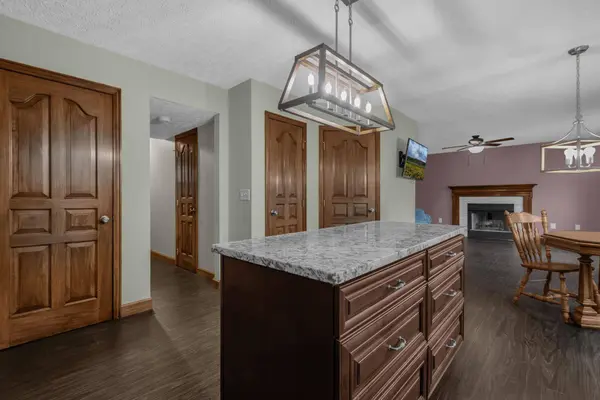 956 Crystal Cay Court, Columbus, OH 43230