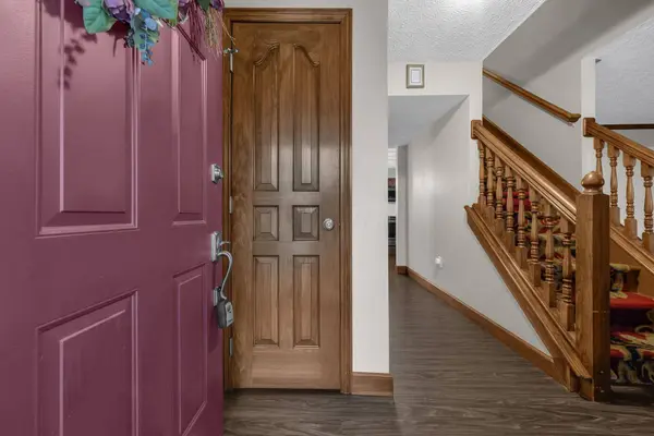 956 Crystal Cay Court, Columbus, OH 43230