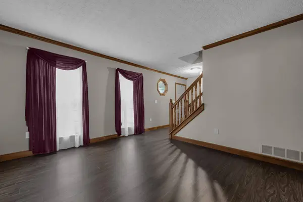 956 Crystal Cay Court, Columbus, OH 43230