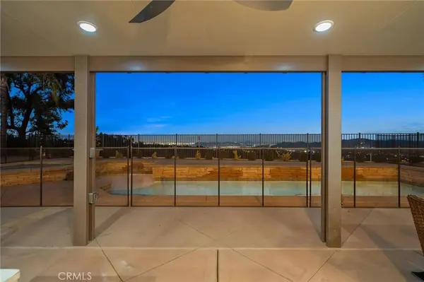 1561 Vandagriff WAY, Corona, CA 92883