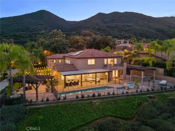 1561 Vandagriff WAY, Corona, CA 92883