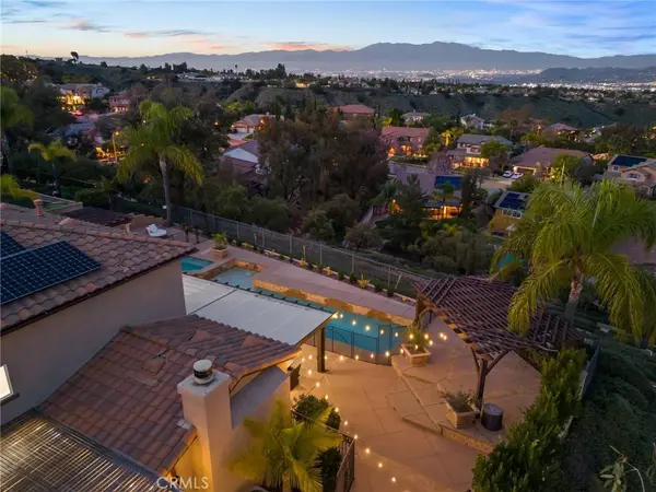 1561 Vandagriff WAY, Corona, CA 92883