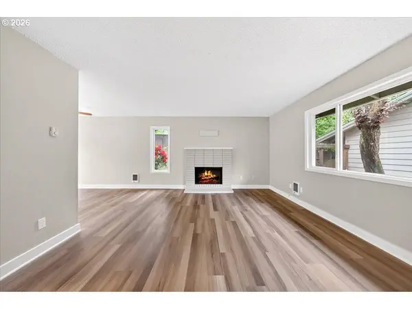 11257 SW SPRINGWOOD DR, Portland, OR 97223