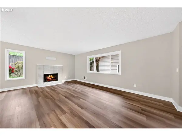 11257 SW SPRINGWOOD DR, Portland, OR 97223