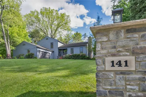 141 Camelot Drive, Urbana, OH 43078