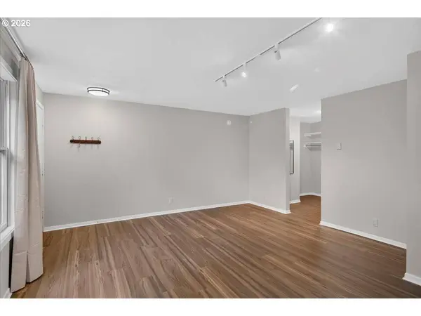 711 NW 20TH AVE, Portland, OR 97209