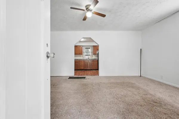 626 Pierce Avenue, Columbus, OH 43213