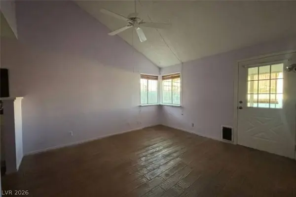 478 Searchlight DR, Las Vegas, NV 89110