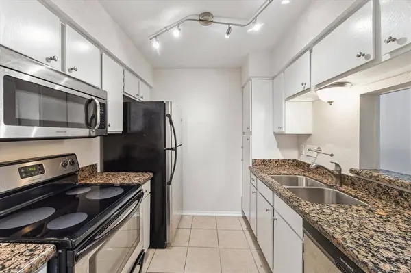 4637 Wild Indigo ST #489, Houston, TX 77027