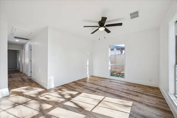 306 Ogilvie ST, Houston, TX 77017