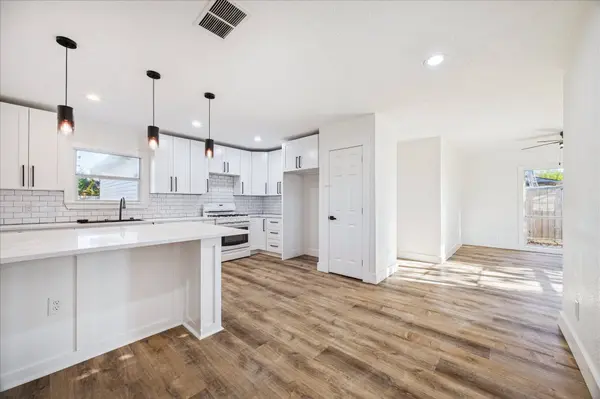 306 Ogilvie ST, Houston, TX 77017