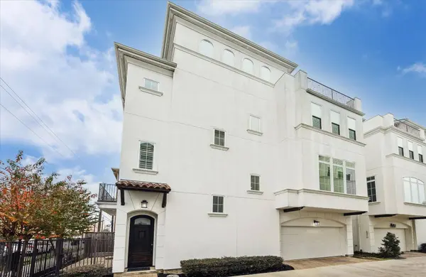 5212 Larkin ST, Houston, TX 77007