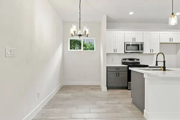 8707 Westcott RD #A B, Houston, TX 77016