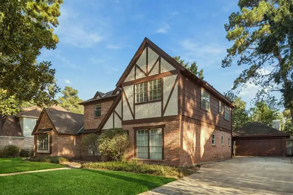 5515 Court Of York, Houston, TX 77069