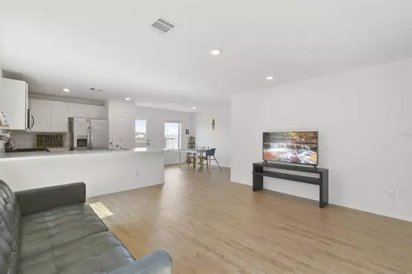 736 Delaney Cove CT, La Marque, TX 77568