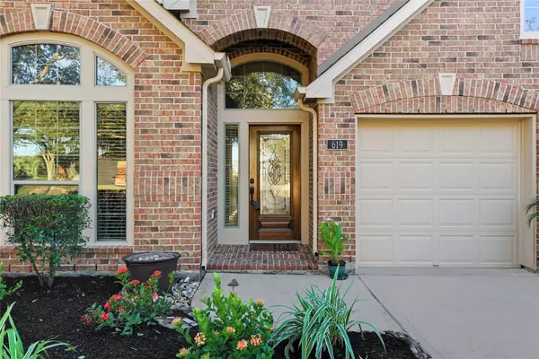 619 Manor Ridge LN, League City, TX 77573