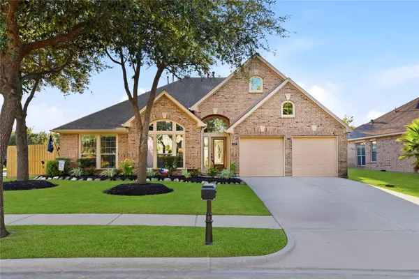 619 Manor Ridge LN, League City, TX 77573
