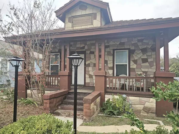 3310 Avenue M 1/2, Galveston, TX 77550