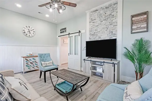 1208 avenue K DR, Galveston, TX 77550