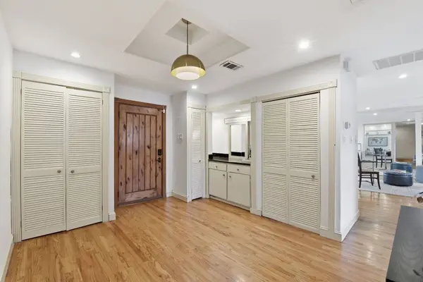 1918 Vassar ST, Houston, TX 77098