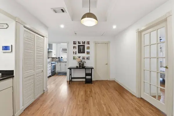 1918 Vassar ST, Houston, TX 77098