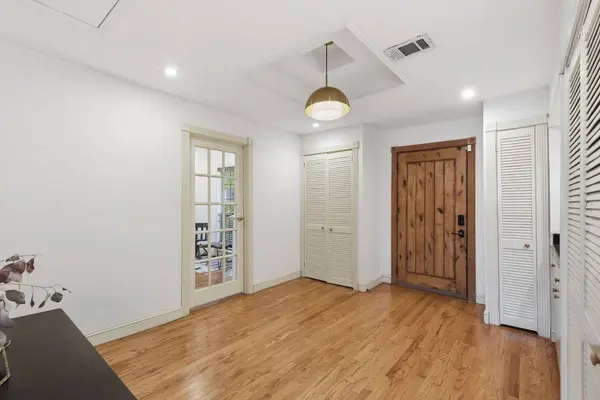 1918 Vassar ST, Houston, TX 77098