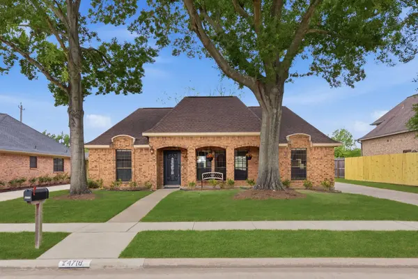 4718 Kipper CIR, Pasadena, TX 77505