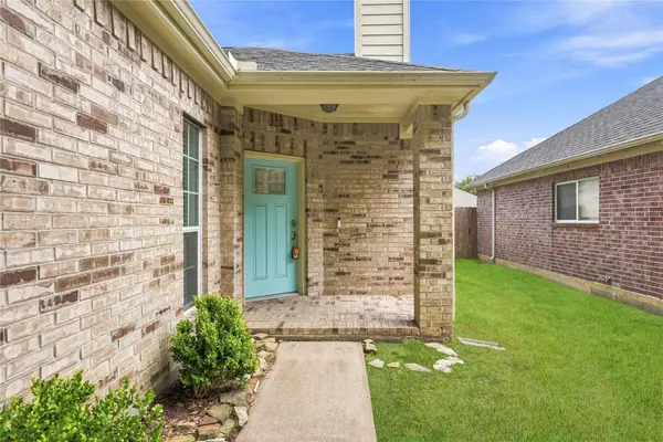 3719 Nichols AVE, Dickinson, TX 77539