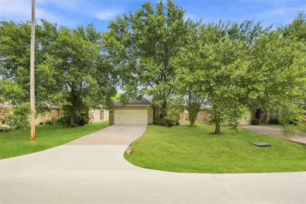 3719 Nichols AVE, Dickinson, TX 77539
