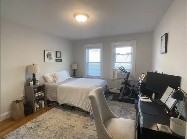 78 Perkins #2, Somerville, MA 02145