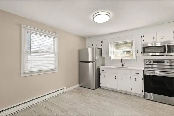 118-120 Everett Ave, Lawrence, MA 01843